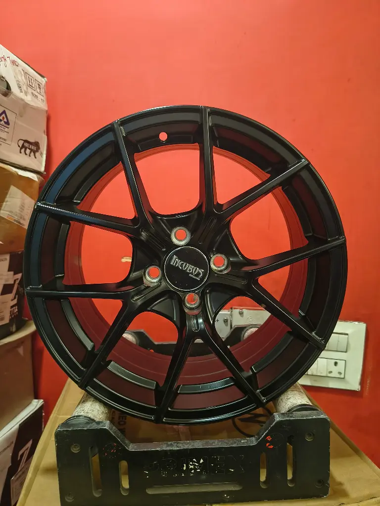 Incubus Cobra Gloss Black