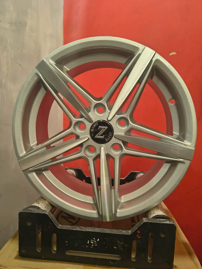 Zetta K9 Silver