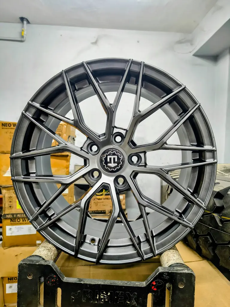 T Wheels Hyper Black