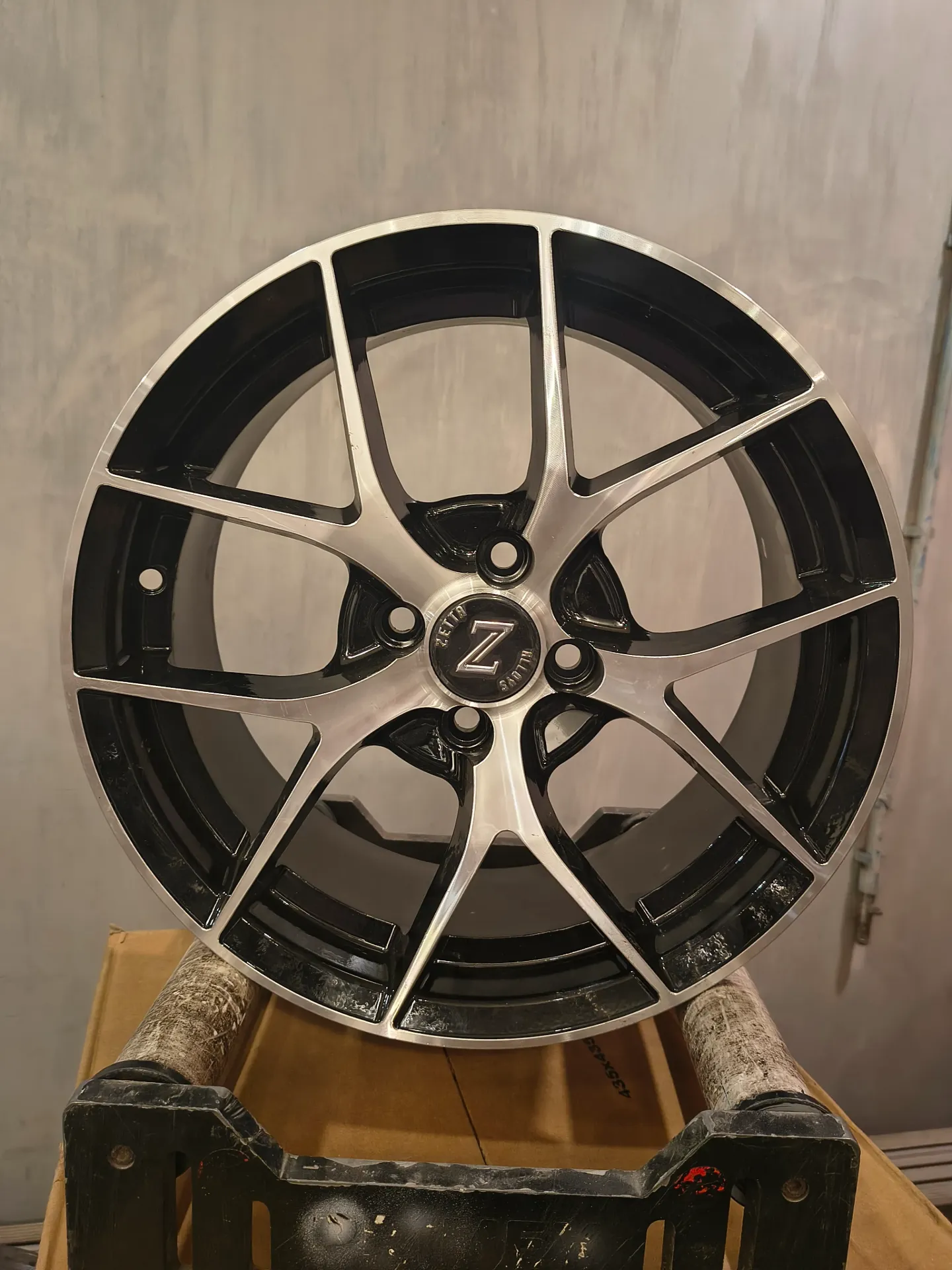 Zetta SOS 100