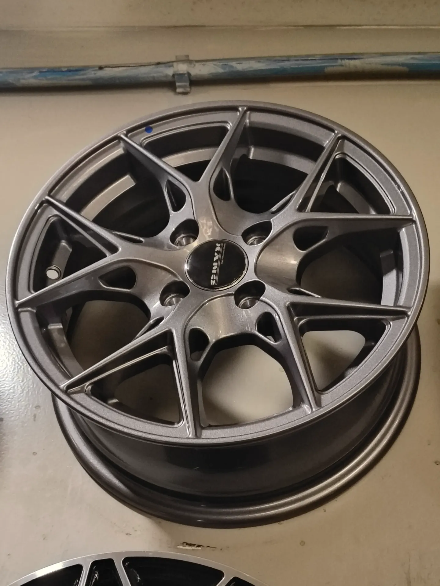 Onyx O2 Gloss Titanium