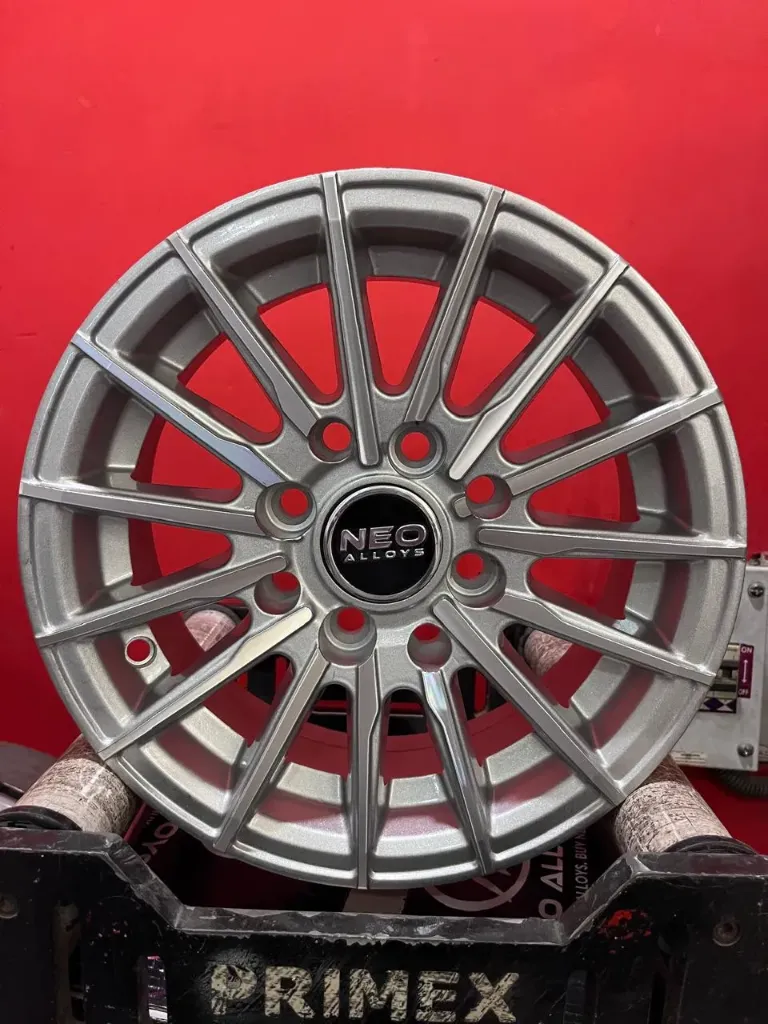 Neo Matrix Silver