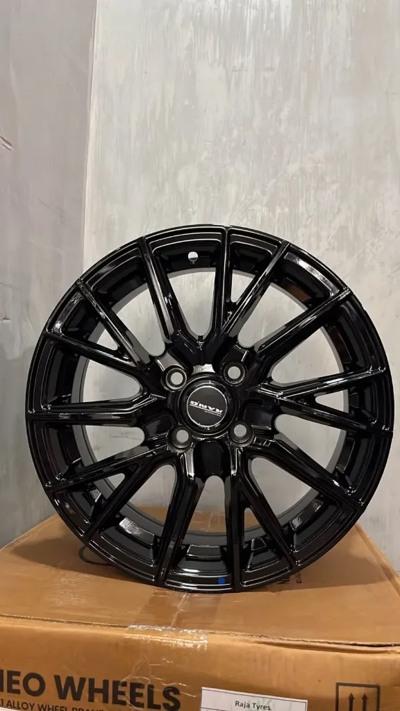 Onyx O7 Gloss Black