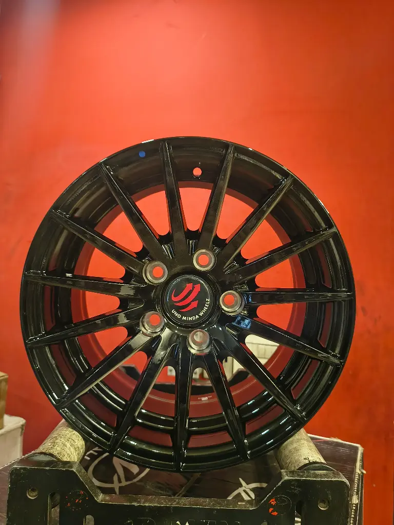 Minda Wander Glossy Black