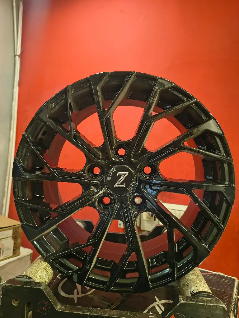 Zetta Sky 69 Glossy Black